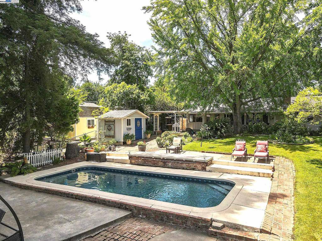 Red Bluff, CA 96080,410 Brearcliffe Dr