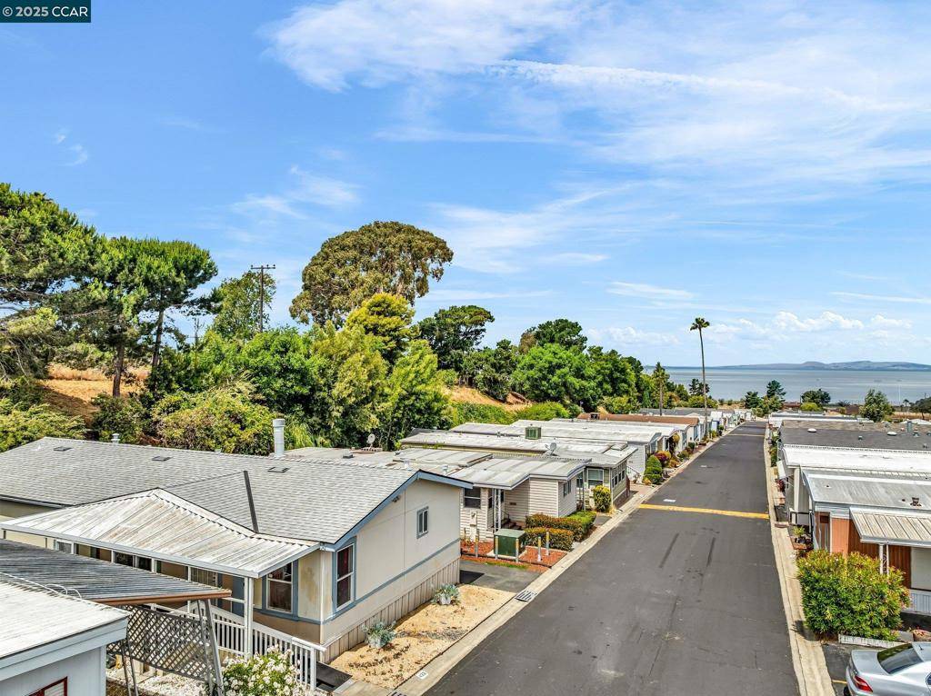 San Pablo, CA 94806-1329,16401 San Pablo Ave