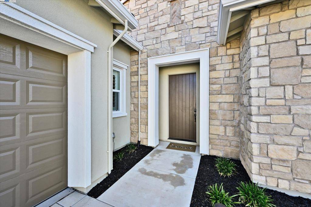 Rocklin, CA 95677,4072 Whitney Vista Ln