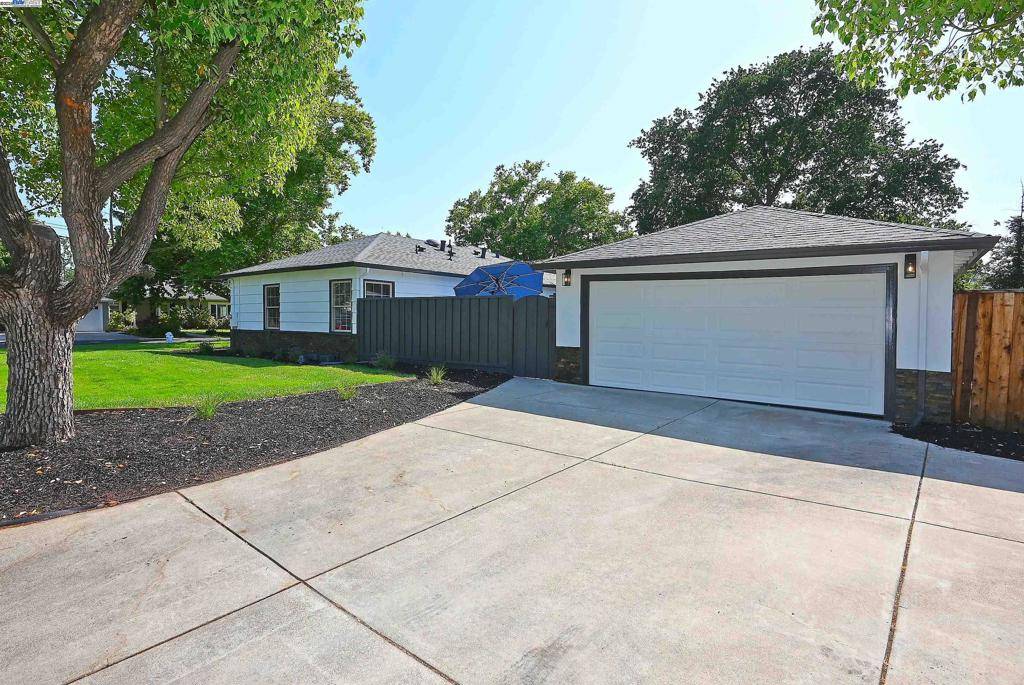 Walnut Creek, CA 94597,3208 McNutt
