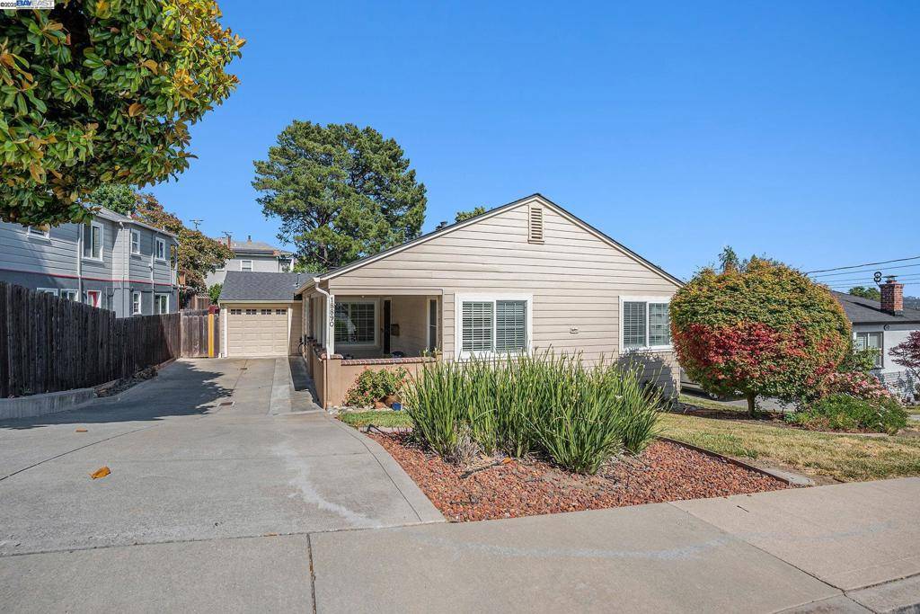18890 Santa Maria Ave, Castro Valley, CA 94546
