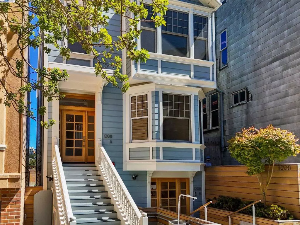 San Francisco, CA 94117,1208 Stanyan St