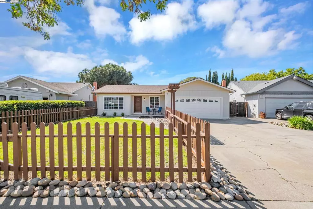 Newark, CA 94560,36339 Beech Pl