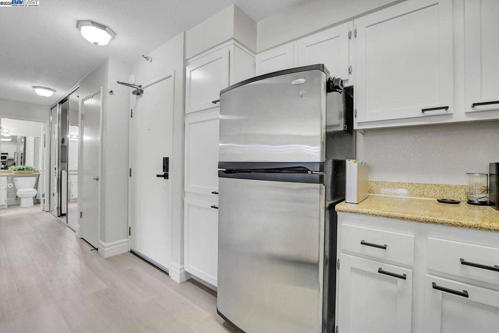 Fremont, CA 94538,39109 Guardino Dr #239