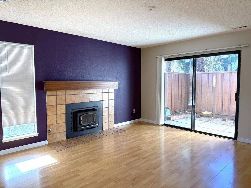 Newark, CA 94560,6100 Joaquin Murieta Ave