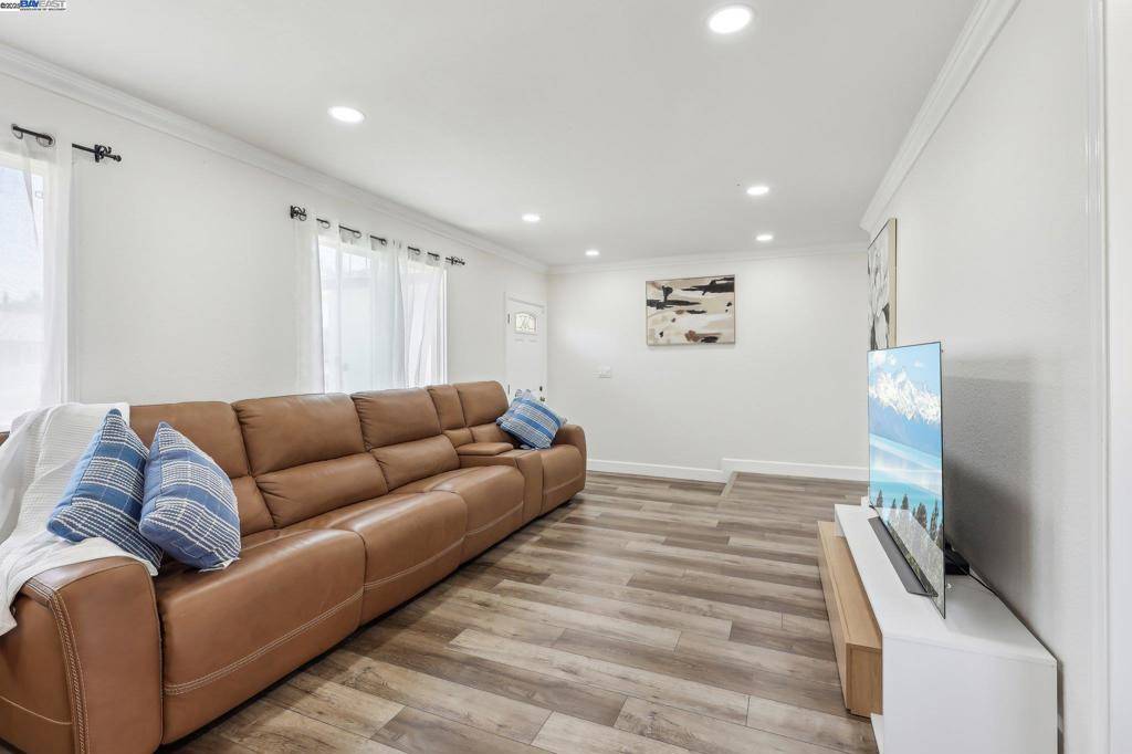 Livermore, CA 94550,515 Zircon Way