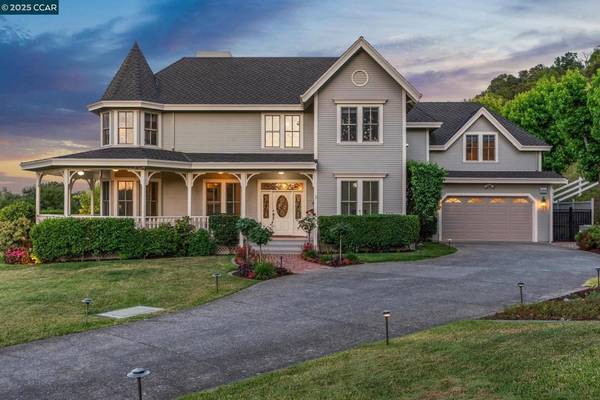 555 Highland Dr, Danville, CA 94526