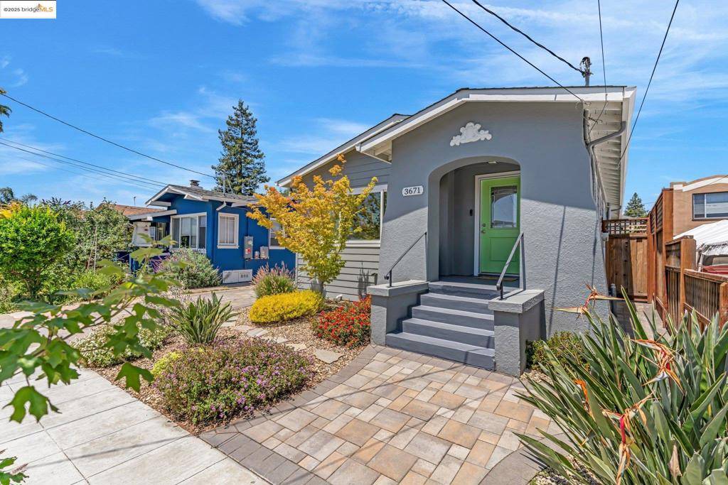 Oakland, CA 94619,3671 38th Ave