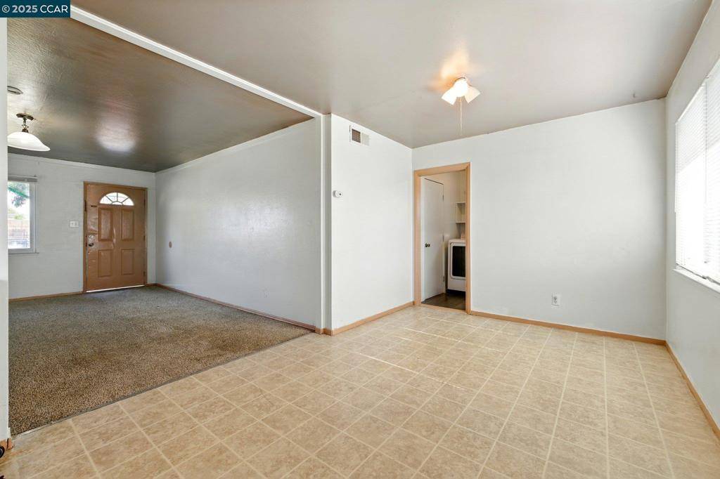 North Highlands, CA 95660,7105 Thomas Dr