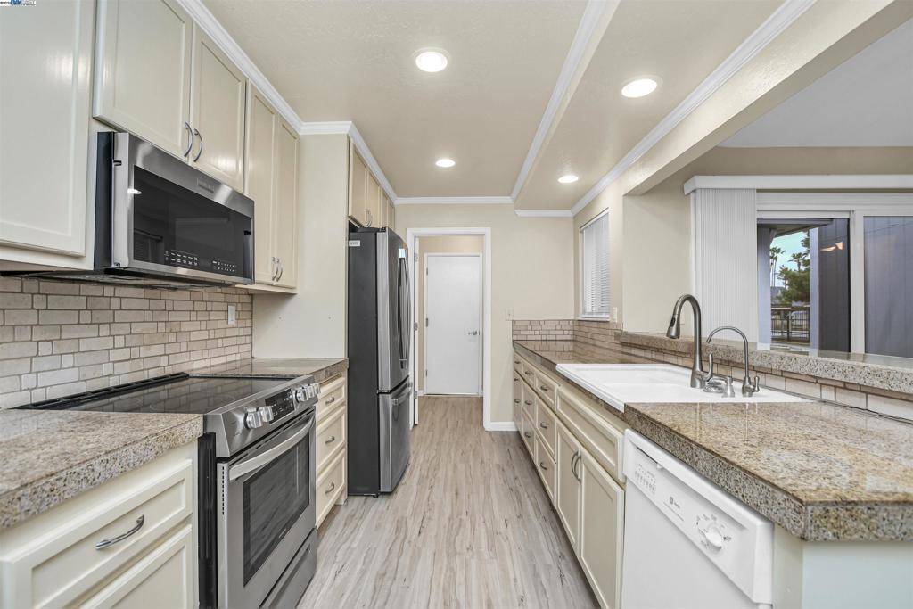 Discovery Bay, CA 94505,2039 Sand Point Rd