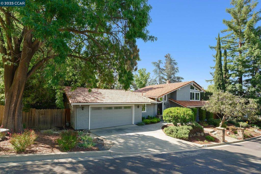 Concord, CA 94518-2232,1020 Molad Ct