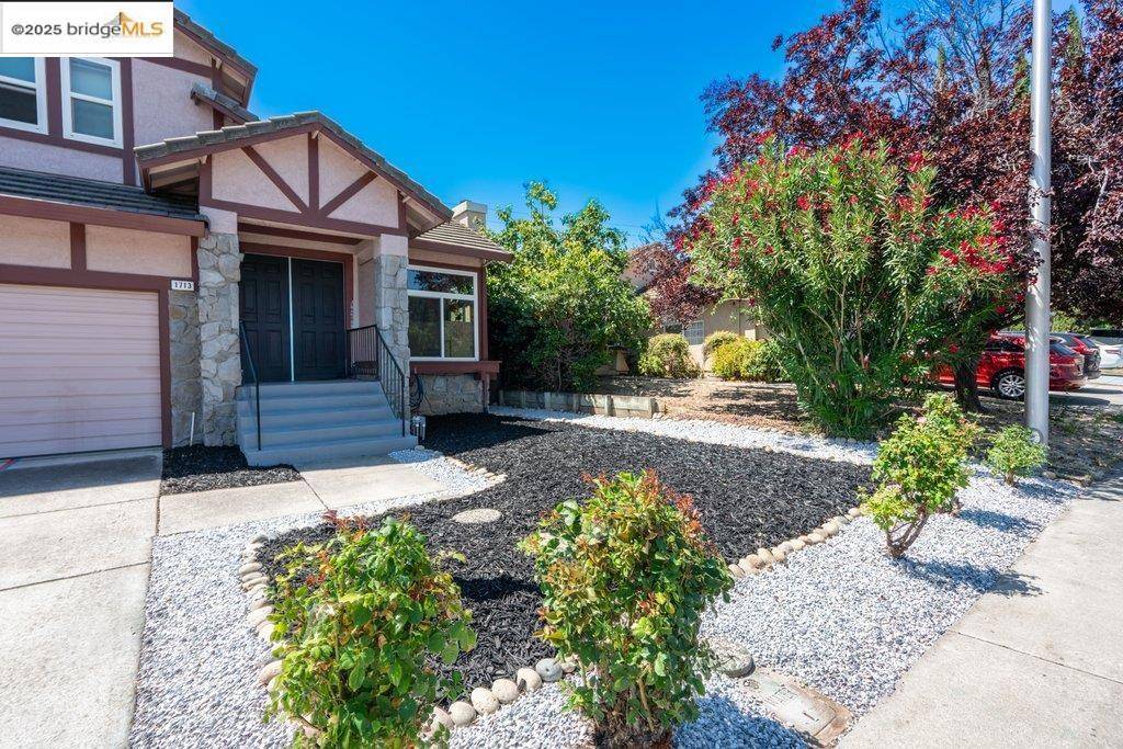 Antioch, CA 94509,1713 Harding Way