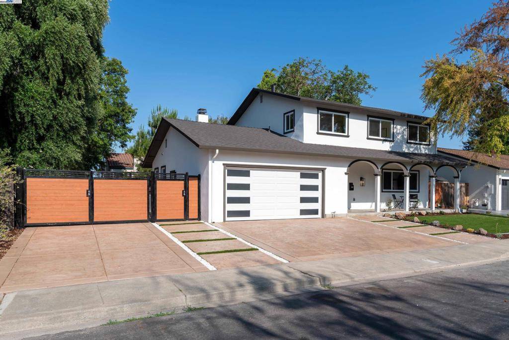 Pleasanton, CA 94566,1984 Brooktree Way