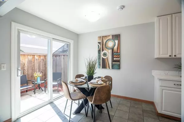 Milpitas, CA 95035,325 San Miguel Ct #2