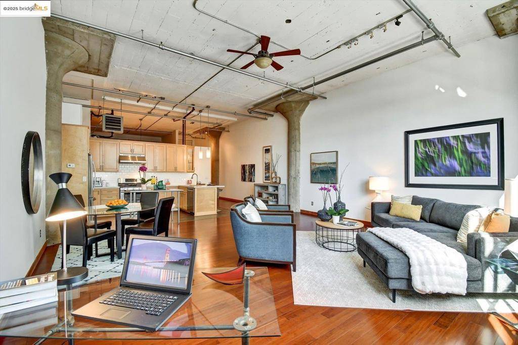 247 4th ST #APT 204, Oakland, CA 94607