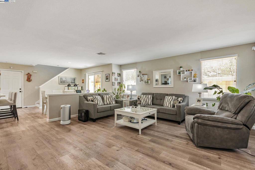Pittsburg, CA 94565,208 Jupiter Ct.
