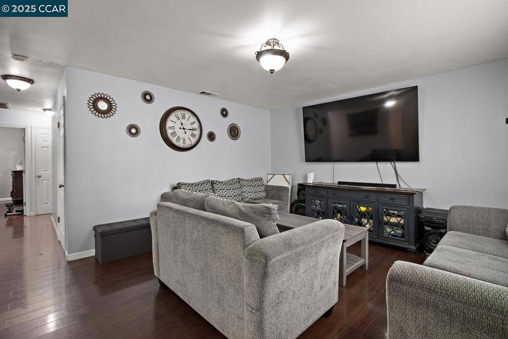 Vallejo, CA 94589,1214 Sereno Dr