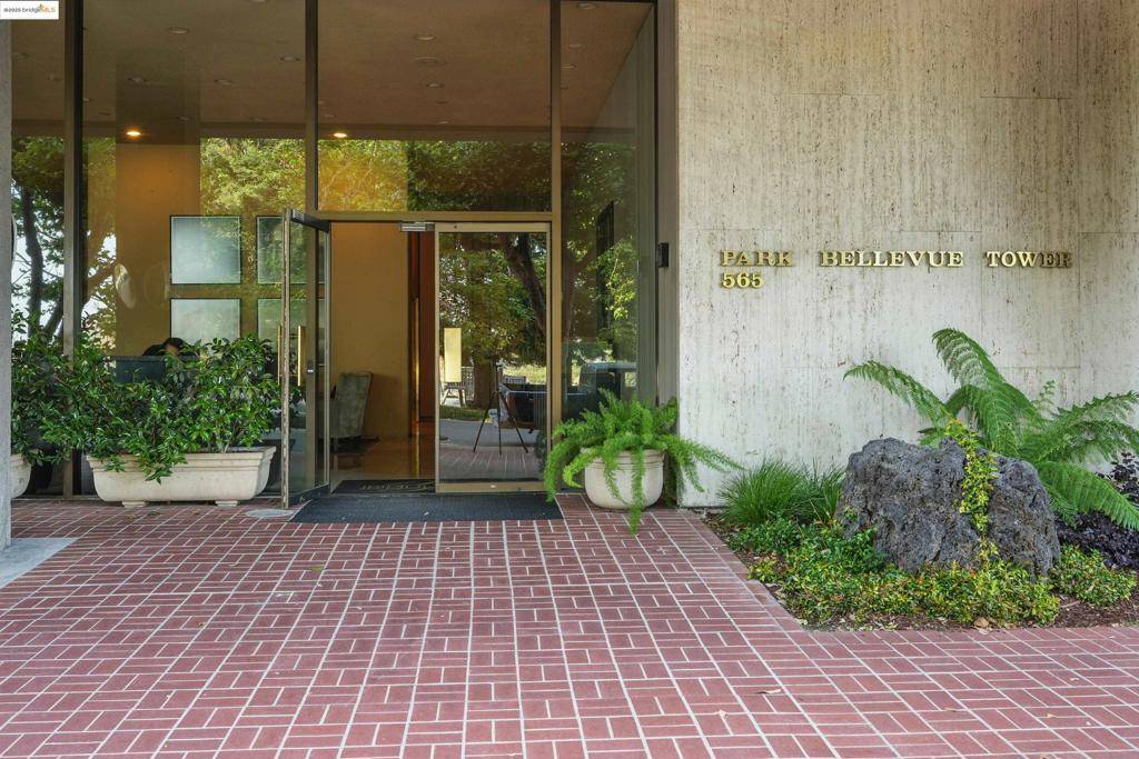 Oakland, CA 94610,565 Bellevue Ave #2505