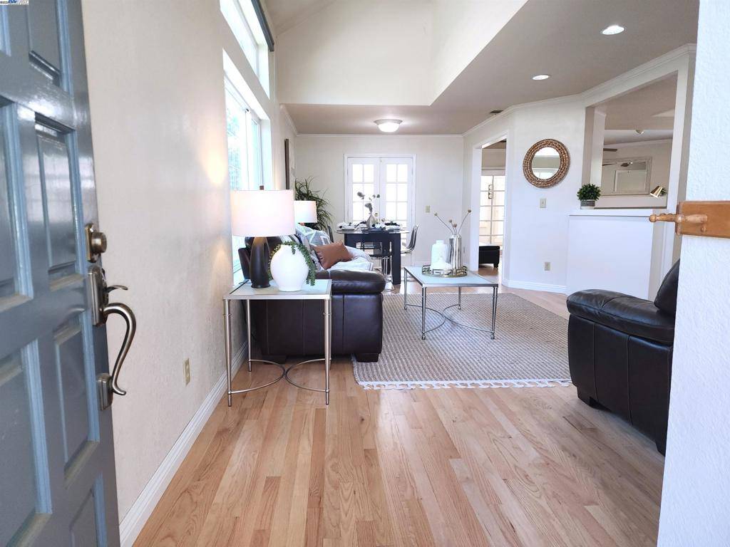 Pleasanton, CA 94566,2864 El Capitan Dr