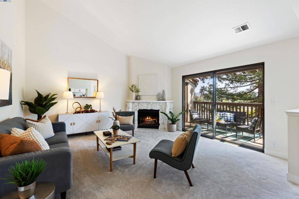 21062 Gary Dr #313, Hayward, CA 94546