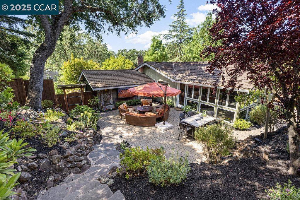5 Kayser Ct, Walnut Creek, CA 94596