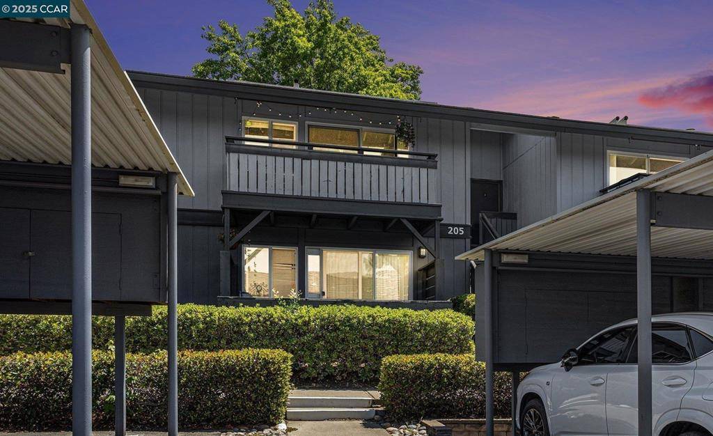 Walnut Creek, CA 94598,205 Masters Ct #3