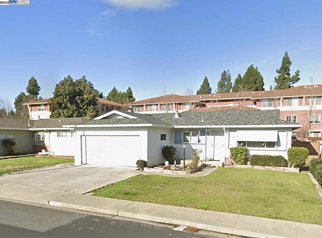 33822 Washington Ave, Union City, CA 94587