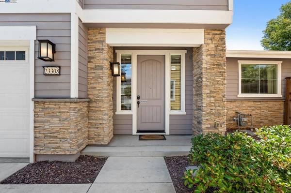 23308 Wilmot Cir,  Hayward,  CA 94545