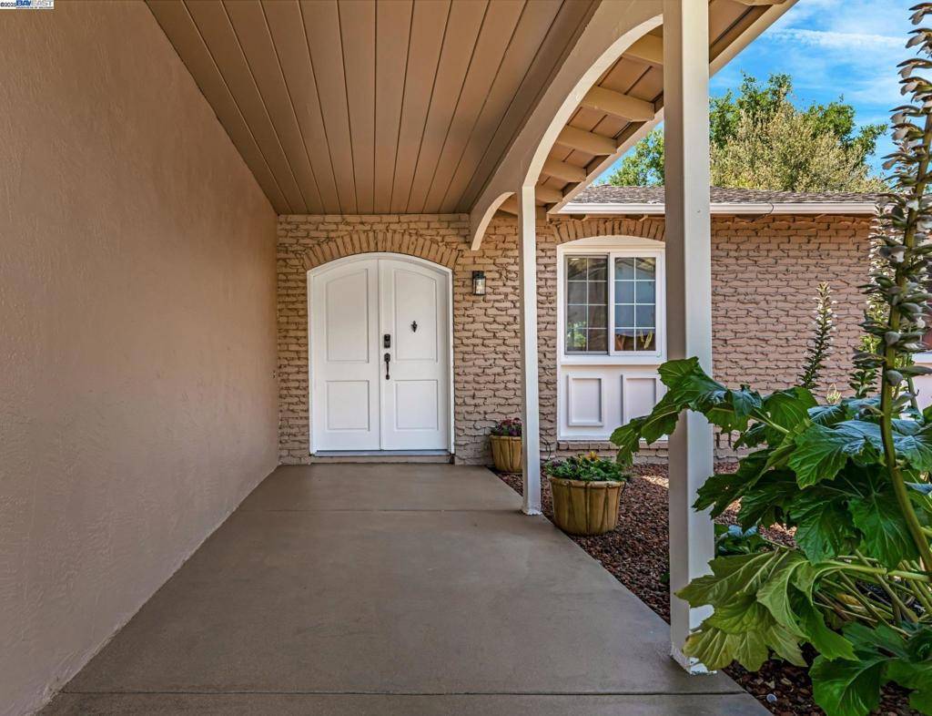 Fremont, CA 94539,41917 Camino Santa Barbara