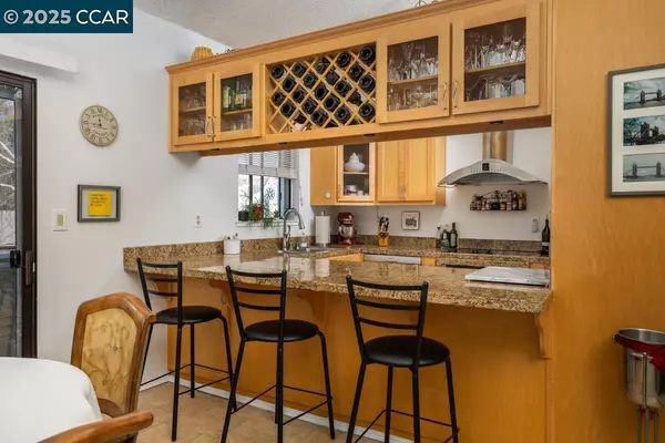 Martinez, CA 94553,1086 Maywood Ln