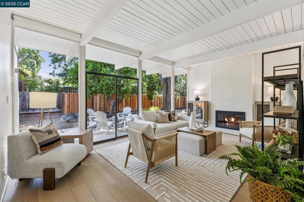 Walnut Creek, CA 94598,243 Santa Fe Dr