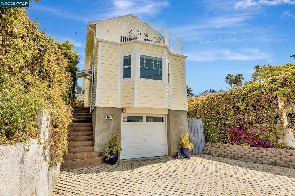 6607 Cutting Blvd, El Cerrito, CA 94530