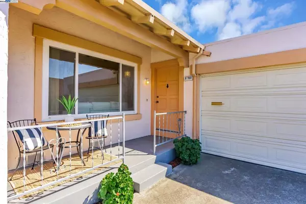 37737 Los Arboles Dr, Fremont, CA 94536