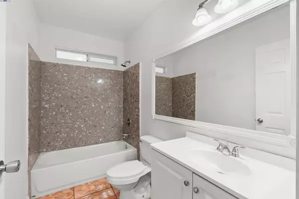 Hayward, CA 94544-6248,28147 Murcia st