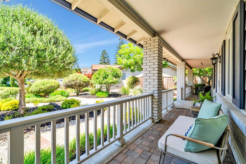 San Ramon, CA 94583,216 Salamanca Ct
