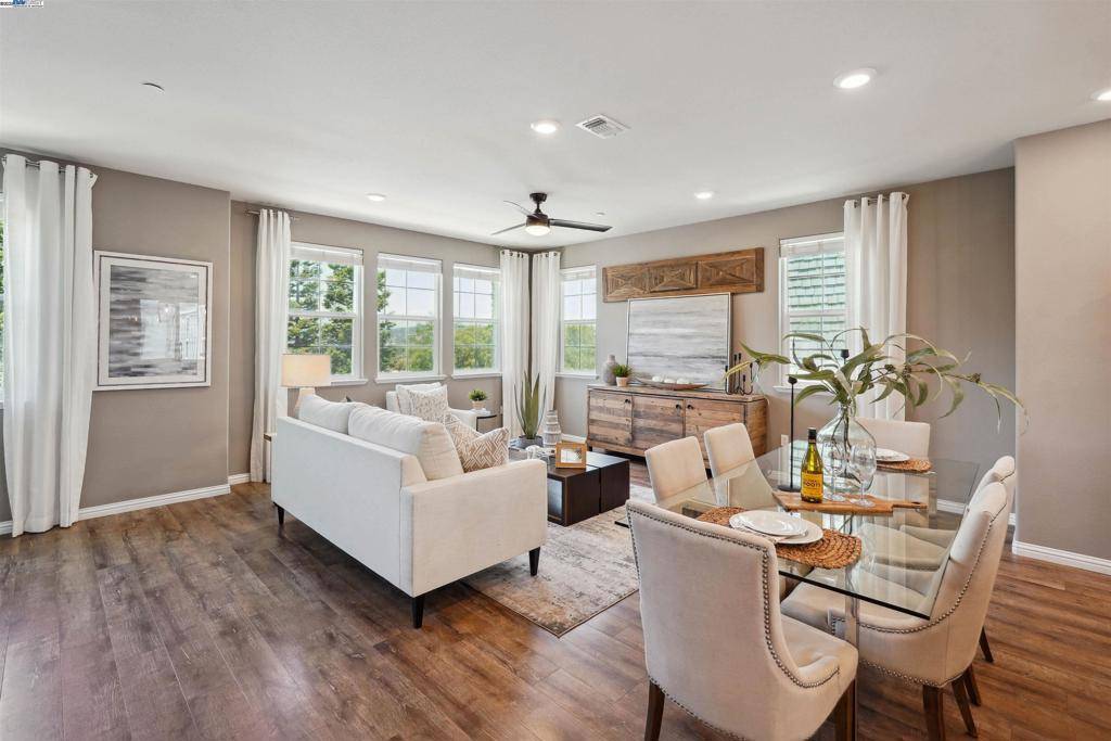 1271 Walpert St, Hayward, CA 94541