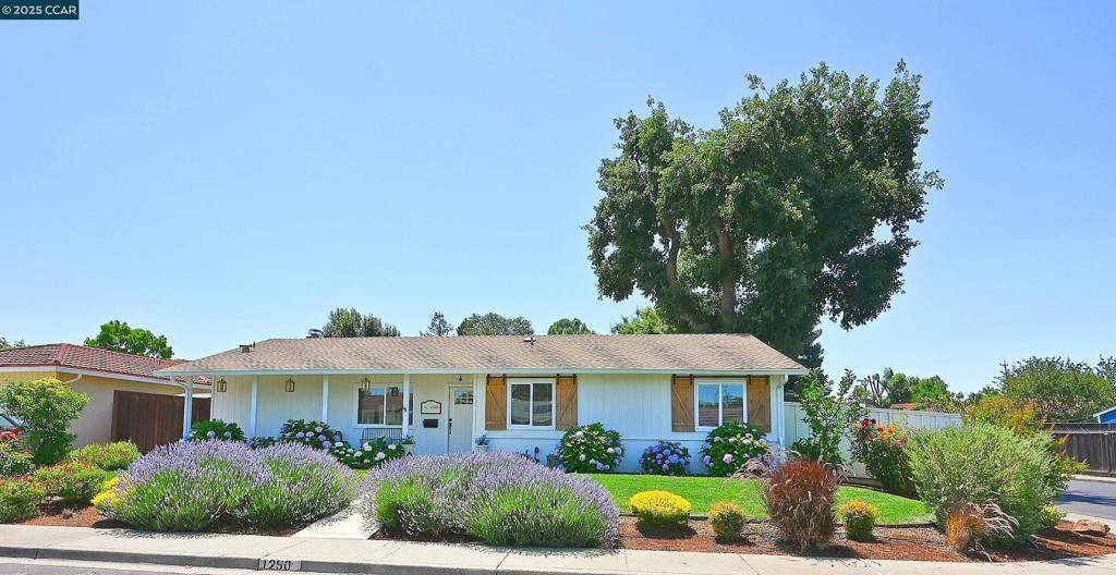 1250 Saint Louis Drive, Concord, CA 94518-3946