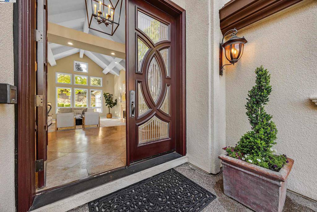 Danville, CA 94506,24 Timberview Ct.