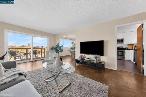 San Francisco, CA 94124,884 Ingerson Avenue