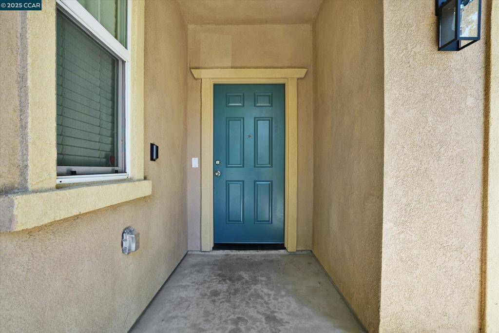 Vallejo, CA 94590,1536 Mcdougal St