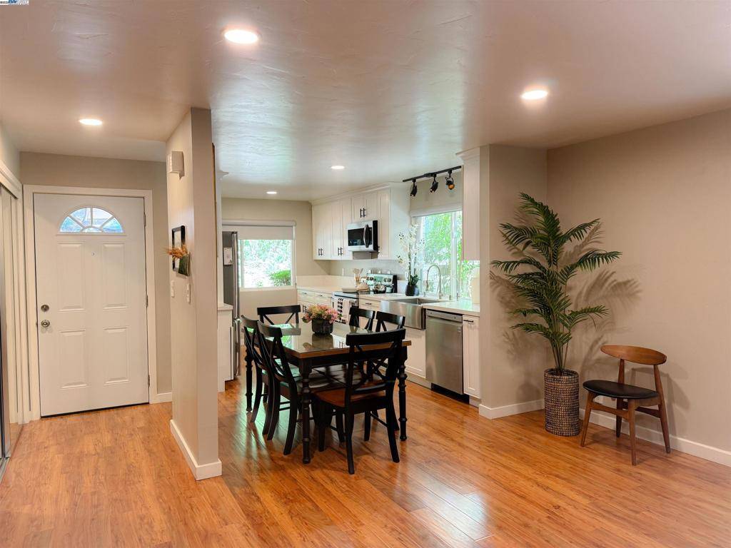 Moraga, CA 94556,148 Ascot Ct #1