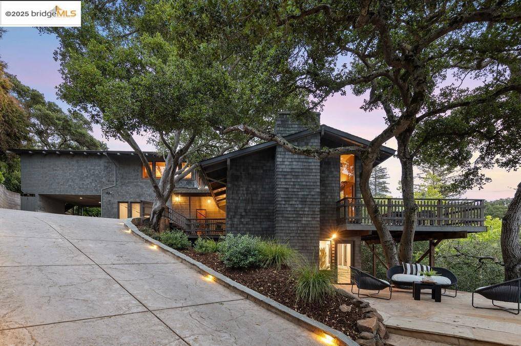 99 Lexford Rd, Piedmont, CA 94611