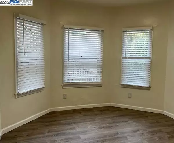 Oakland, CA 94621,1317 83Rd Ave