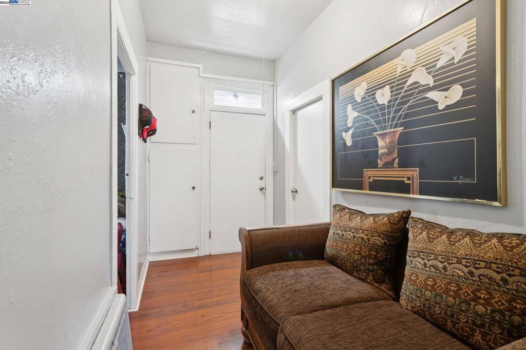 Vallejo, CA 94590,734 Florida St