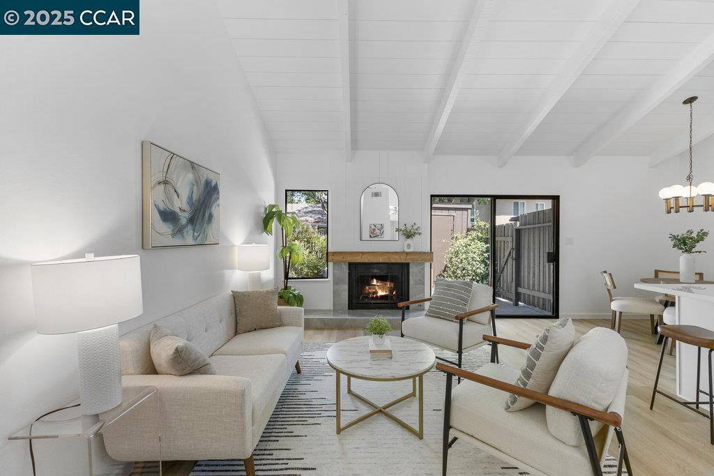 Walnut Creek, CA 94597,2408 Westcliffe Ln