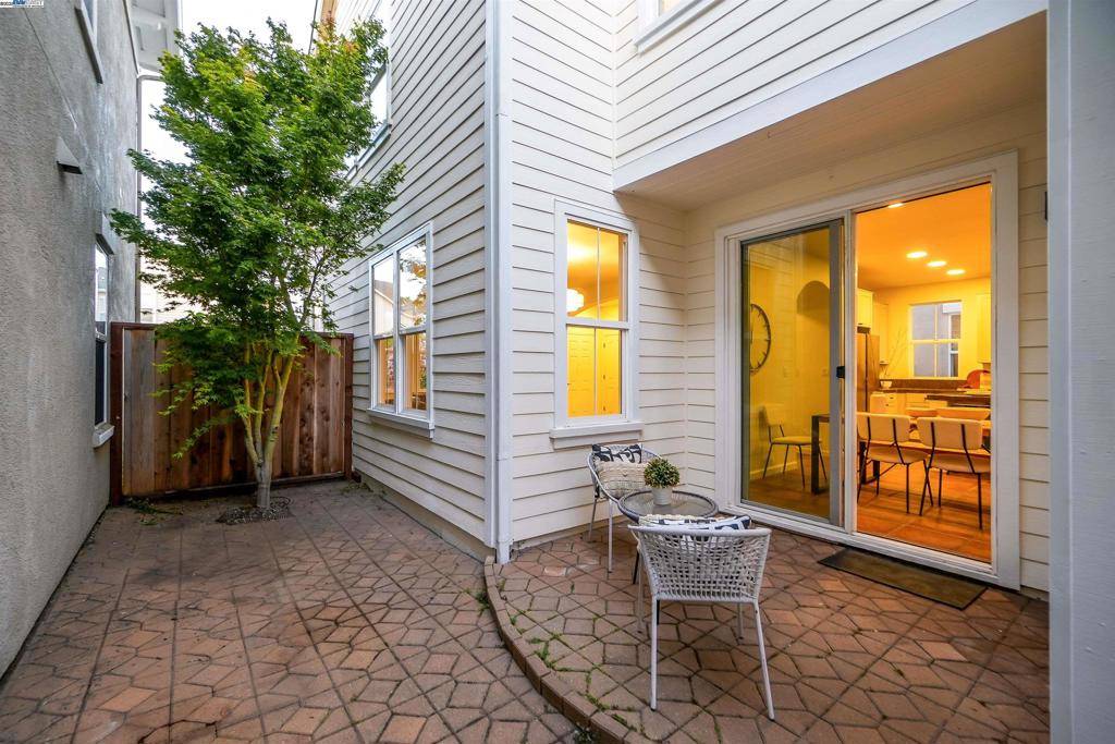 Hercules, CA 94547-2703,1165 Cottage Ln