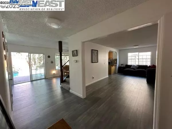 Newark, CA 94560,36202 Worthing