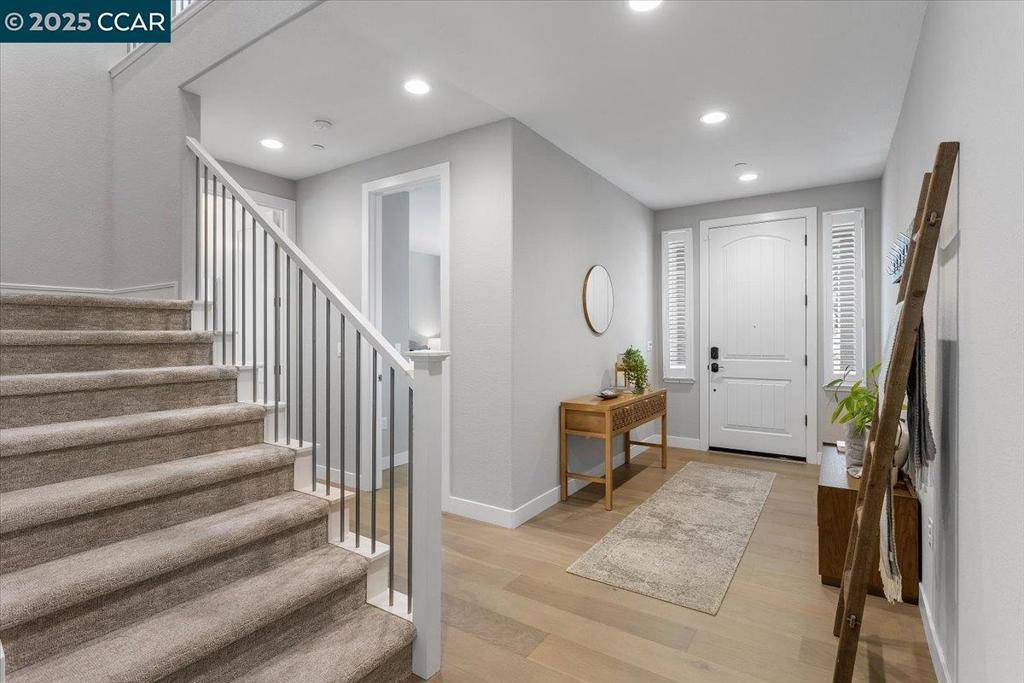 Castro Valley, CA 94546,17691 Whisper Ln