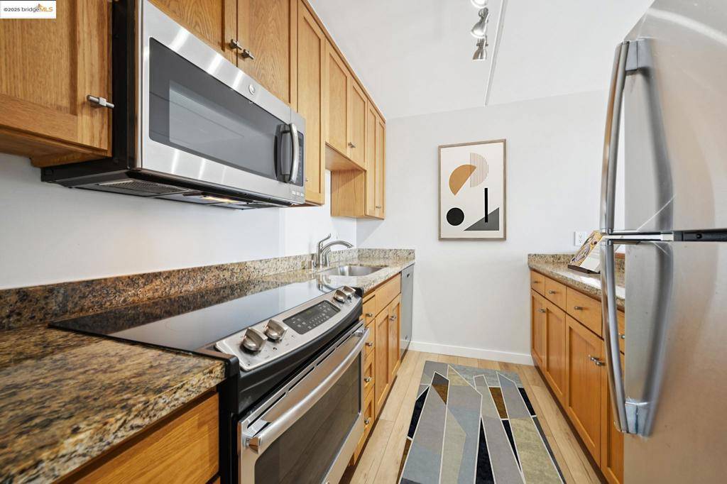 1 Kelton Ct #1C, Oakland, CA 94611