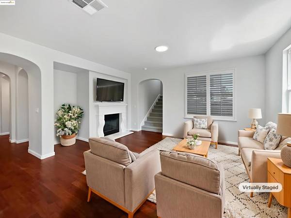 San Ramon, CA 94582,3221 Browntail Way